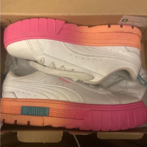 Puma sneakers - Picture 1 of 3